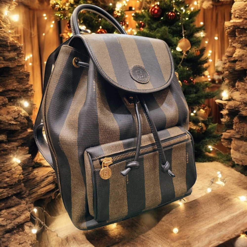 ✨️✨️ SOLD SOLD SOLD ✨️✨️FENDI Pequin Drawstring Backpack Vintage